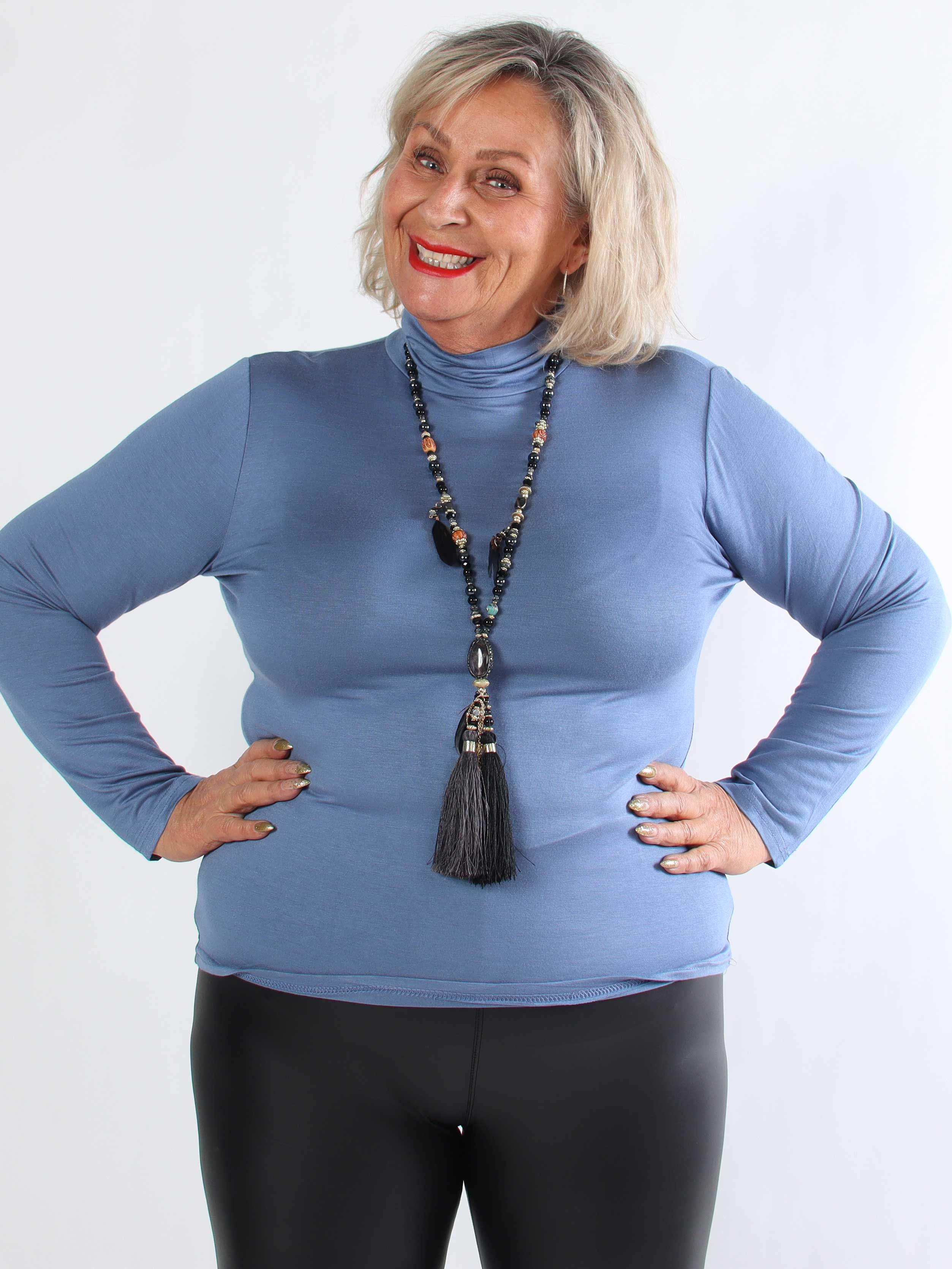 Noras - Langærmet basis bluse i viskose med turtleneck